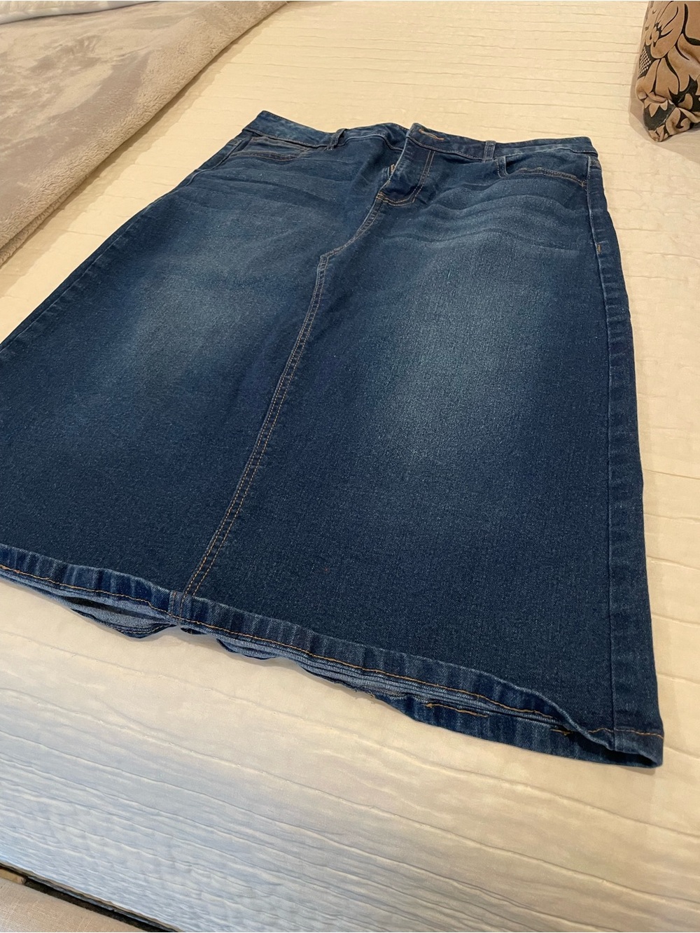 Baccini Dark Blue Denim Skirt with Contrast Stitching